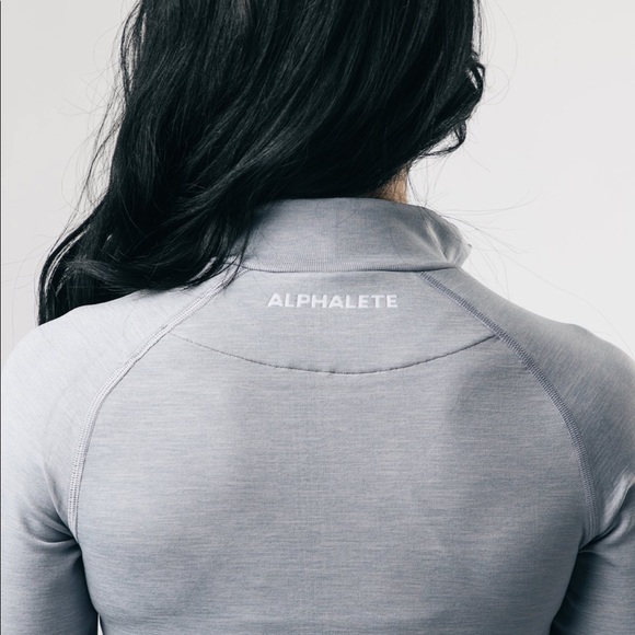 ❌SOLD❌ ALPHALETE SEAMLESS JACKET SHARK GREY - Picture 7 of 10